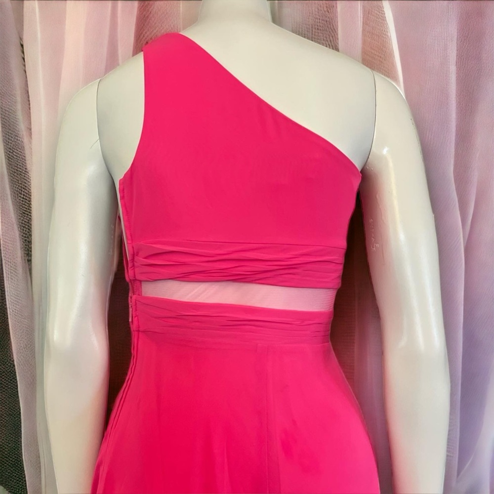 Pink Gown - Picture 3 of 6